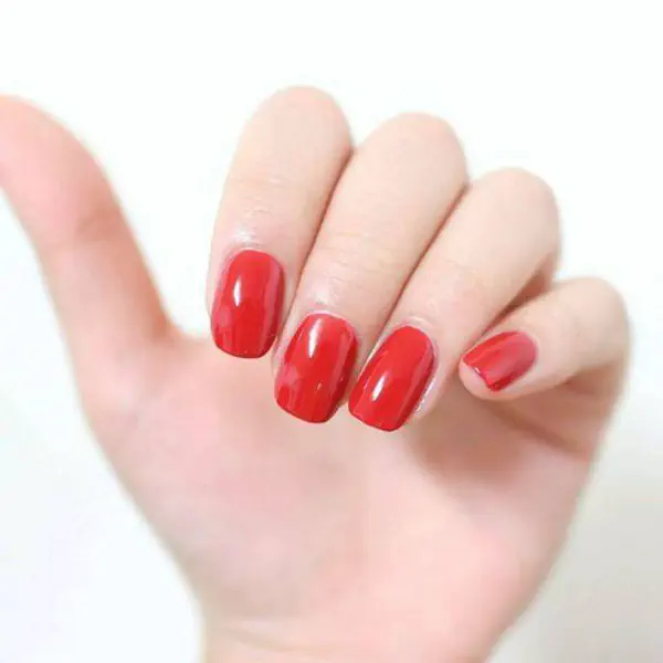 รูปภาพหน้าปกบทความ:20 ไอเดียเพิ่มความร้อนแรงด้วยโทนเล็บ 'สีส้ม-แดง' แซ่บสดใส รับซัมเมอร์