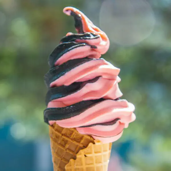 รูปภาพหน้าปกบทความ:ร้อนแล้วต้องกินไอติม ! 5 'ไอติมดับร้อน' ราคา 'ร้านสะดวกซื้อ' หาซื้อได้ในพิกัด 'ใกล้บ้าน' นิดเดียว !!