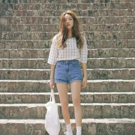 รูปภาพหน้าปกบทความ:ไอเดียการมิกซ์แอนด์แมทช์ 'ถุงเท้ากับรองเท้า' 4 สไตล์ 4 แนว