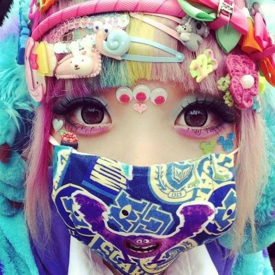 รูปภาพหน้าปกบทความ:'Decora Kei' แฟชั่นแสบสันสำหรับคน >> มีของ!!