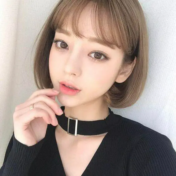 รูปภาพหน้าปกบทความ:20 ไอเดีย 'แบบทรงผมสั้น งุ้มปลาย' สวยน่ารัก สไตล์สาวเกาหลี