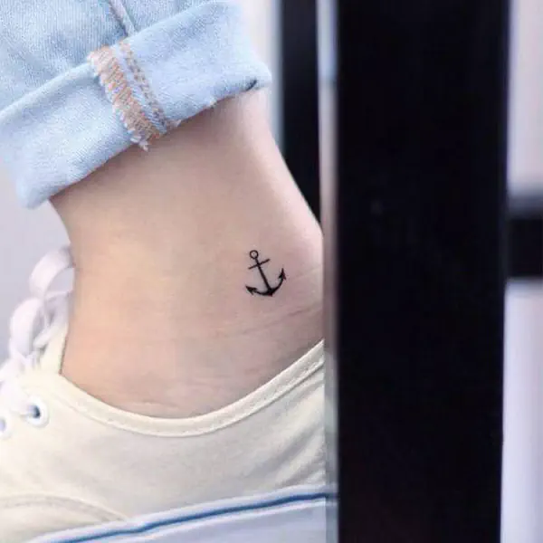 รูปภาพหน้าปกบทความ:เท่ไม่หยุดกับไอเดีย "รอยสักที่ข้อเท้า" เท่ คูล ชิคหนักมาก