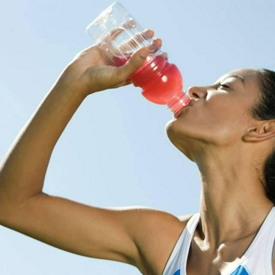 รูปภาพหน้าปกบทความ:7 ผลเสีย หากดื่ม " เครื่องดื่มเกลือแร่ " หลังออกกำลังกาย !!