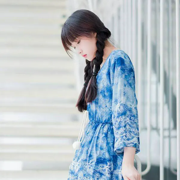 รูปภาพหน้าปกบทความ:แอบส่องแฟชั่นของสาววัยมัธยม กับ 'น้องโยโกะ อาภัสรา' สวย ใส สไตล์วัยทีน