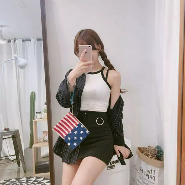 รูปภาพหน้าปกบทความ:20 ไอเดียการแต่งตัวเท่ๆ ชิคๆ ของ 'สาว 157 Cm' ตัวเล็กก็ชิคได้!