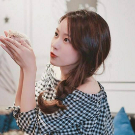 รูปภาพหน้าปกบทความ:6 แบรนด์ 'แชมพูเนื้อเจลใส' ผมหอมหนานุ่ม พลิ้วสวย เบาสบาย