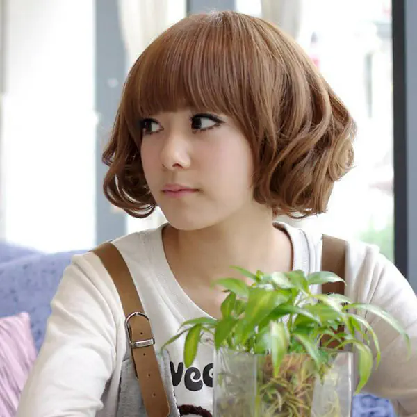 รูปภาพหน้าปกบทความ:20 ทรงผมดัดสั้น ที่ทำให้ 'หน้าเด็ก' แบบไม่ต้องแอ๊บ !!
