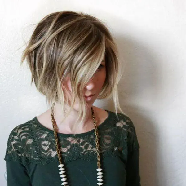 รูปภาพหน้าปกบทความ:20 ไอเดียสีผมสไตล์ "Balayage" ของสาวผมสั้น เติมสีนิด ลงสีหน่อย เปลี่ยนลุคเป็นสาวทันสมัย!
