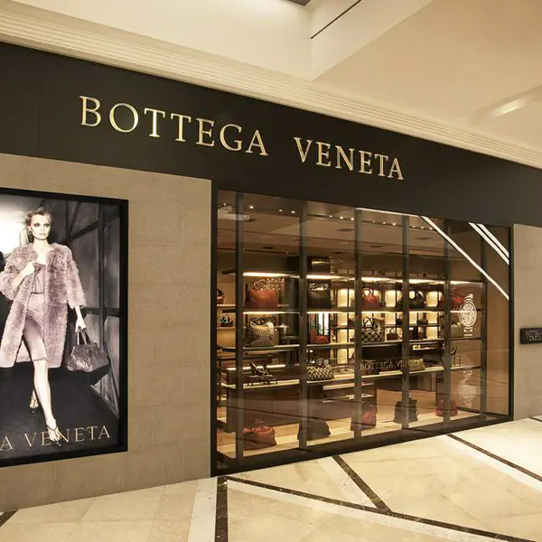 รูปภาพหน้าปกบทความ:Hi-End ให้สุด!!! กับ 5 สิ่งที่คุณอาจยังไม่รู้เกี่ยวกับ Bottega Veneta แบรนด์สุดคลาสสิก