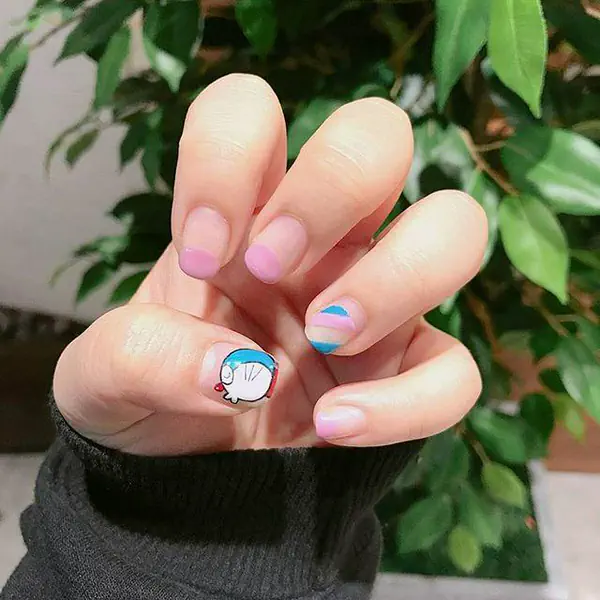 รูปภาพหน้าปกบทความ:ไอเดียลายเล็บ 'Doraemon โดราเอม่อน' แมวหุ่นยนต์ตัวสีฟ้า