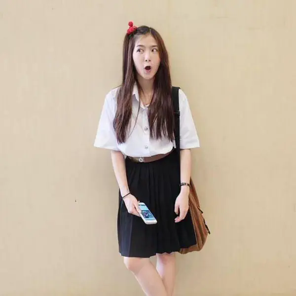 รูปภาพหน้าปกบทความ:เลือกกระโปรงนักศึกษาแบบไหน เข้ากับรูปร่างเราที่สุด