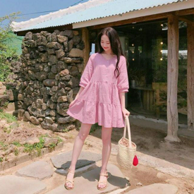 รูปภาพหน้าปกบทความ:25 แฟชั่น 'พรางพุง' สำหรับสาวๆ มีหน้าท้อง