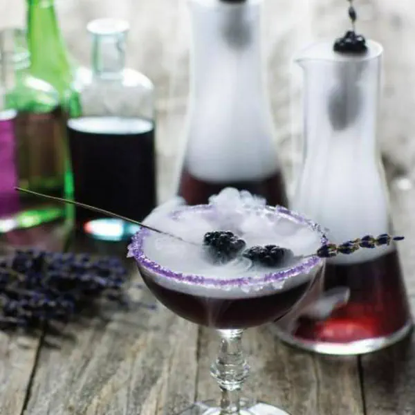 รูปภาพหน้าปกบทความ:รวมสูตร Cocktail สยองต้อนรับฮาโลวีน!! (Part1)