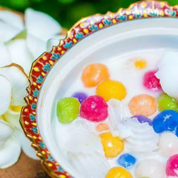 รูปภาพหน้าปกบทความ:6 เมนู 'ขนมหวาน' หน้าหนาว ที่สาวๆ ไม่ควรพลาด