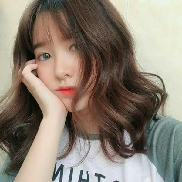 รูปภาพหน้าปกบทความ:20 ไอเดีย 'ผมประบ่า' สวยชิค น่ารักกำลังดี ทรงนี้กำลังมา!