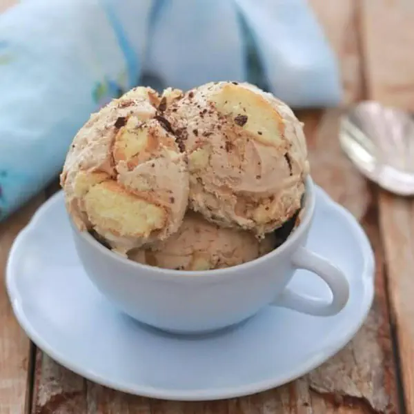 รูปภาพหน้าปกบทความ:Tiramisu Ice Cream แจกสูตร 'ไอศกรีมทีรามิสุ' หวานเย็นจับใจ ได้รสกาแฟเต็มคำ