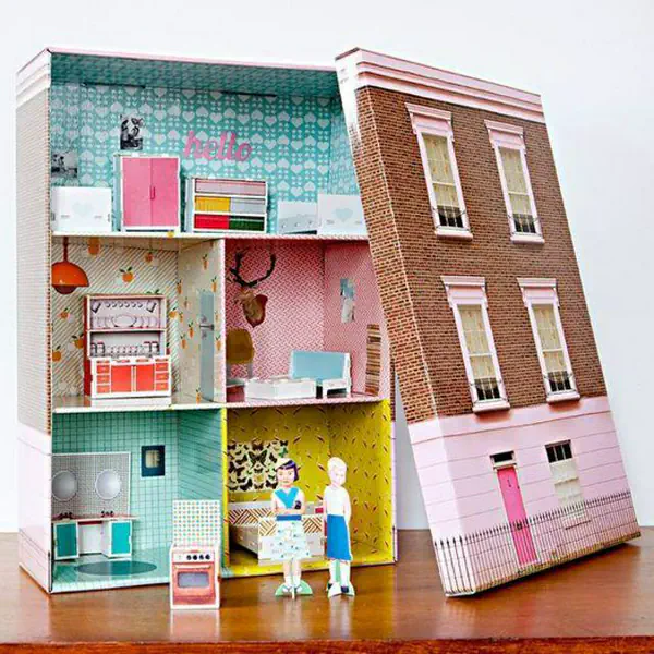 รูปภาพหน้าปกบทความ:จินตนาการให้สุดๆ กับ 25 ไอเดีย DIY 'กล่องกระดาษ' ให้เป็นของเล่นเด็ก