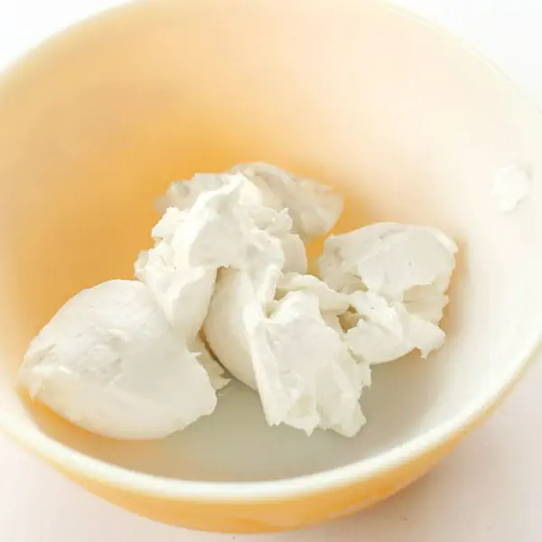 รูปภาพหน้าปกบทความ:Coconut Whipped Cream วิปครีมกะทิสูตรแคลต่ำ อร่อยได้โดยไม่รู้สึกผิด 😋👍