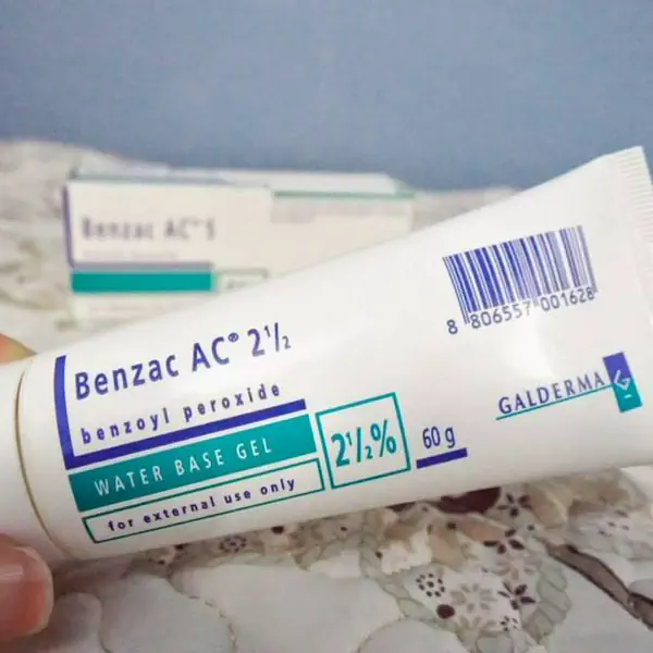 รูปภาพหน้าปกบทความ:รวมรีวิวรักษาสิว สิวอุดตัน ด้วย Benzac จากผู้ใช้จริงใน Pantip
