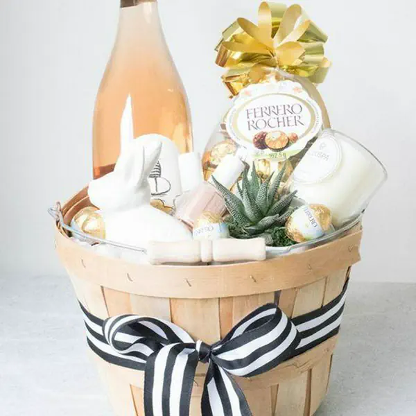 รูปภาพหน้าปกบทความ:7 ไอเดีย "Gift Basket" จัดกระเช้าสวย มอบเป็นของขวัญสุดพิเศษ ให้คนรอบตัว!
