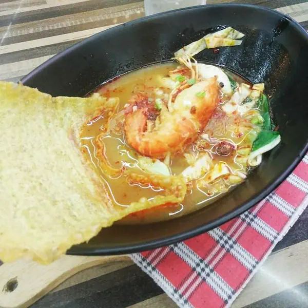 รูปภาพหน้าปกบทความ:ชวนไปกิน "ดู๋ดี๋สยาม" ร้านก๋วยเตี๋ยว ที่อยู่คู่ สยาม มายาวนาน
