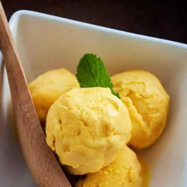 รูปภาพหน้าปกบทความ:อร่อยน่าลอง! สูตร 'MANGO GELATO' ไอศกรีมเจลาโต้มะม่วง หวานเย็นชื่นใจสไตล์อิตาเลียน