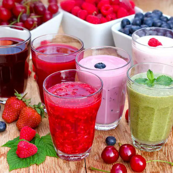 รูปภาพหน้าปกบทความ:10 Healthy Smoothie Recipes | รวมสูตรสมูทตี้เพื่อสุขภาพที่ดียามเช้าค่ะ