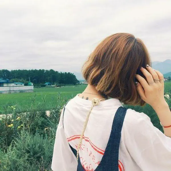 รูปภาพหน้าปกบทความ:เห็นหลังเธอแล้วมันใจละลาย! 'ถ่ายภาพหันหลัง' Location ไหนสวยบ้างนะ !?