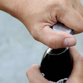 รูปภาพหน้าปกบทความ:5 อันดับขวด/โหล/ภาชนะที่เปิดยาก จนต้องยอมถูกด่าว่า "กระแดะ"