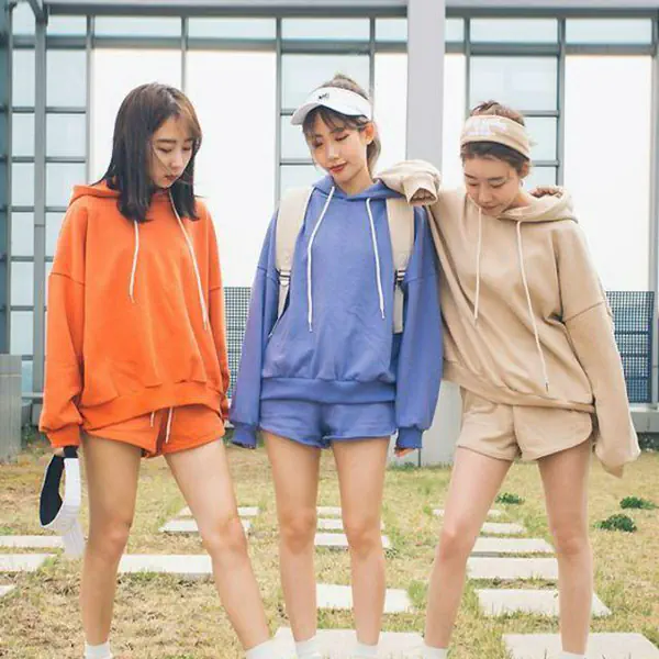 รูปภาพหน้าปกบทความ:สีเสื้อนำโชค เกิดวันไหน ใส่สีอะไรจะเจิด เกิดแน่นอน!