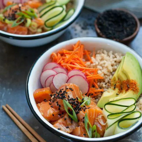 รูปภาพหน้าปกบทความ:ทำง่าย ได้ประโยชน์เยอะ !! 10 ไอเดียทำ " Rice Bowls "