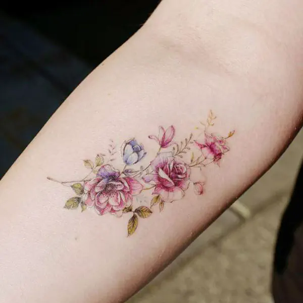 รูปภาพหน้าปกบทความ:20 ไอเดียรอยสักลายดอกไม้ สวย มีเสน่ห์