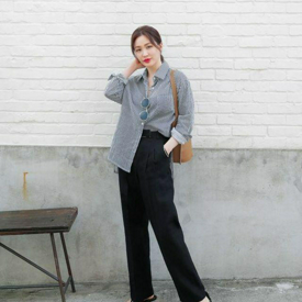 รูปภาพหน้าปกบทความ:ส่องไอเดียแมทช์ 'กางเกงทรงกระบอกสีดำ' แต่งให้ดูชิค แบบมีสไตล์ ! #สาวออฟฟิศต้องลอง