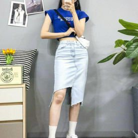 รูปภาพหน้าปกบทความ:สายคูลแบบเท่ๆ กับ แฟชั่นแมทช์ไอเทม 'สีฟ้า-สีน้ำเงิน' แบบดูดี #สีหวานไม่ใช่ทาง