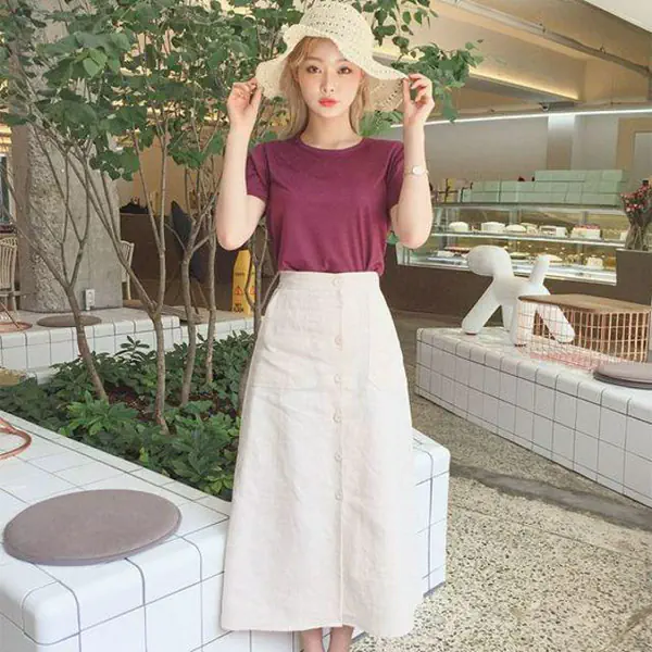 รูปภาพหน้าปกบทความ:30 ไอเดียหยิบ 'กระโปรง' มาใส่คู่ 'เสื้อยืด' ง่ายๆ ให้ OK สุด ! #คนอื่นต้องอิจฉาค่ะซิส!