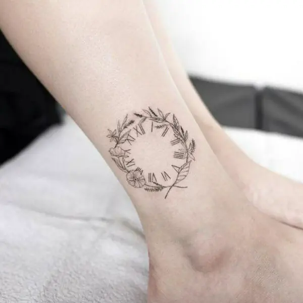 รูปภาพหน้าปกบทความ:เพราะเวลาไม่คอยใคร ไอเดียลายสักนาฬิกา CLOCK TATTOOS สุดชิค เตือนใจให้ก้าวต่อ