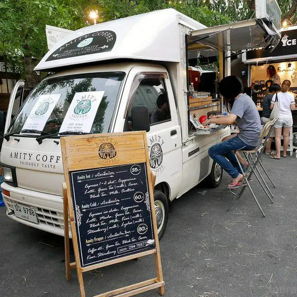 รูปภาพหน้าปกบทความ:สุดยอด 10 ร้าน Food Truck อร่อยติดล้อ โดนใจวัยรุ่น