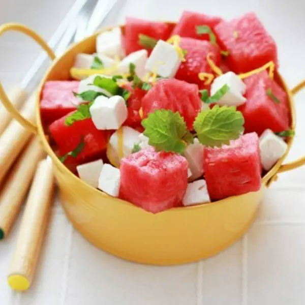 รูปภาพหน้าปกบทความ:14 เมนูอาหาร ไอเดียน่าทานจากแตงโม จะน่ากินแค่ไหน