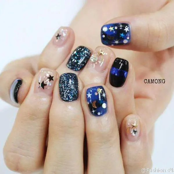 รูปภาพหน้าปกบทความ:เพ้นท์เล็บสวย "Night sky" เล็บสวยเหมือนท้องฟ้ายามค่ำคืน ดูเป็นสาวลึบลับมีเสน่ห์