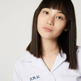 รูปภาพหน้าปกบทความ:อินกระแส กับทรง 'ผมประบ่าไว้หน้าม้า' แบบแนนโน๊ะ มาเป็นแนนโน๊ะไปด้วยกันค่ะซิส !!!