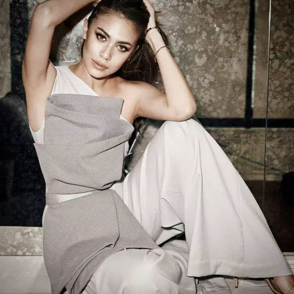 รูปภาพหน้าปกบทความ:#ThisIsMeVatanika ส่องแฟชั่นจากดีไซน์เนอร์สุดแซ่บอย่าง แพร วทานิกา