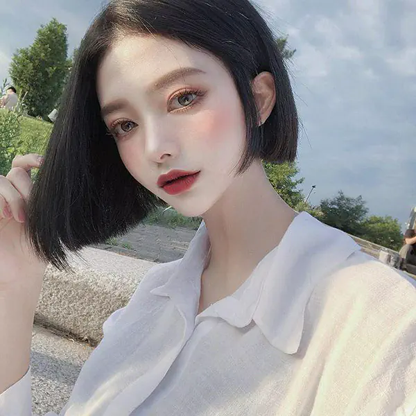 รูปภาพหน้าปกบทความ:Korean Style ส่อง 30 ไอเดีย 'ทรงผมสั้นสไตล์เกาหลี' ลุคใสๆ สวย แถมน่ารัก วัยเรียนทำก็เกิด!