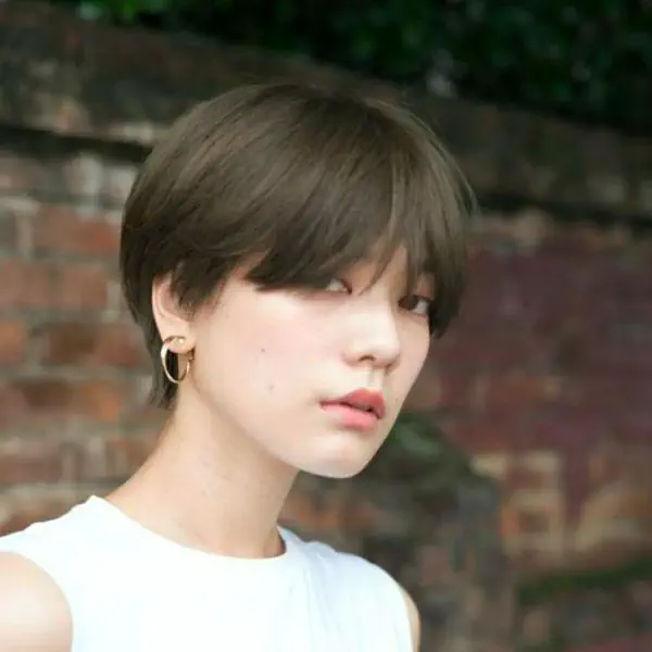 รูปภาพหน้าปกบทความ:"ผมสั้น" ต้องดูแลยังไงให้สวย น่ามอง ตัดทั้งทีก็อยากให้อยู่กับเราไปนานๆ #สาวผมสั้น