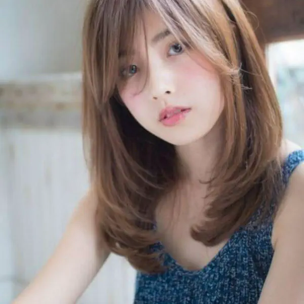 รูปภาพหน้าปกบทความ:20 ไอเดียทรงผม 'บ๊อบสไลด์' สวยๆ ตัวช่วยให้สาว 'แก้มป่องดูหน้าเรียว' แบบวีเชฟ