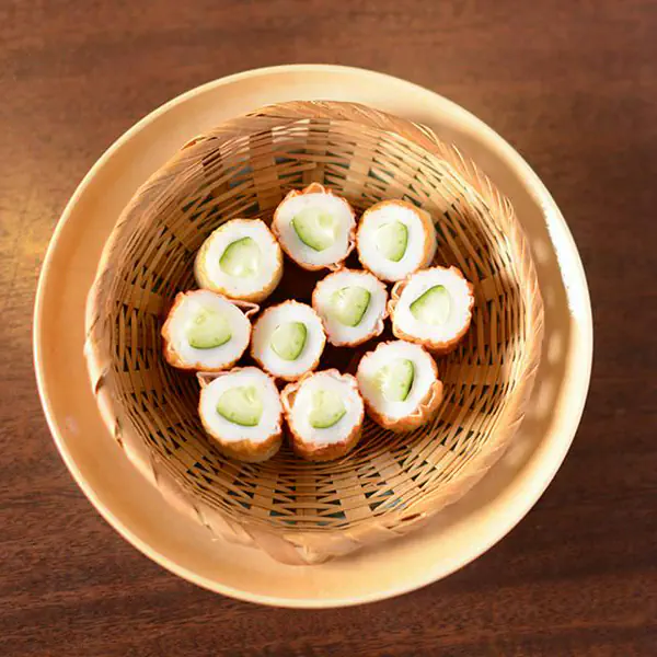 รูปภาพหน้าปกบทความ:สูตรเมนูเด็ด 'ชิกูวาใส้แตงกวา' เมนูทำง่าย แสนอร่อย