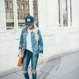 รูปภาพหน้าปกบทความ:21 แฟชั่น "แจ็คเก็ตยีนส์" ใส่แบบชิคๆ ได้สไตล์เท่แบบสาย ฝ.