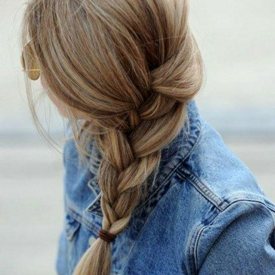 รูปภาพหน้าปกบทความ:20 สไตล์ถักเปียรวบเก็บผม สำหรับสาวผมยาว ได้ทรงผมสวย พร้อมออกจากบ้านภายในไม่กี่นาที