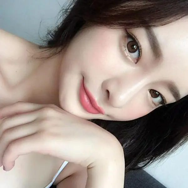 รูปภาพหน้าปกบทความ:ทำไมสาวเกาหลีผิวดี๊ดี !? เฉลย 5 ทริคบำรุงผิวให้เนียนนุ่ม ฉ่ำน้ำ หน้าเด็กตลอดกาล