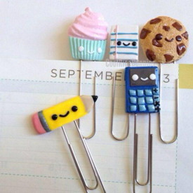 รูปภาพหน้าปกบทความ:น่าใช้อีกเท่าตัว 💕 20 ไอเดียคลิปหนีบกระดาษคิ้วท์ๆ แนว D.I.Y. มีแล้วอยากขยันเรียน