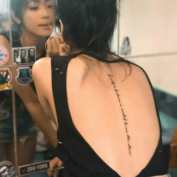 รูปภาพหน้าปกบทความ:Sexy!!! กับไอเดียรอยสัก "กลางสันหลัง" แซ่บจัดเต็ม! แบบขนพริกมาทั้งสวน